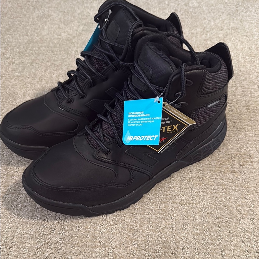 New Balance Men's Black Waterproof Boots